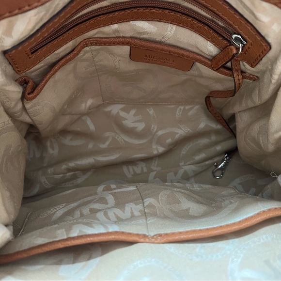 Micheal Kors Hamilton Large North/South Tote - Picture 8 of 10